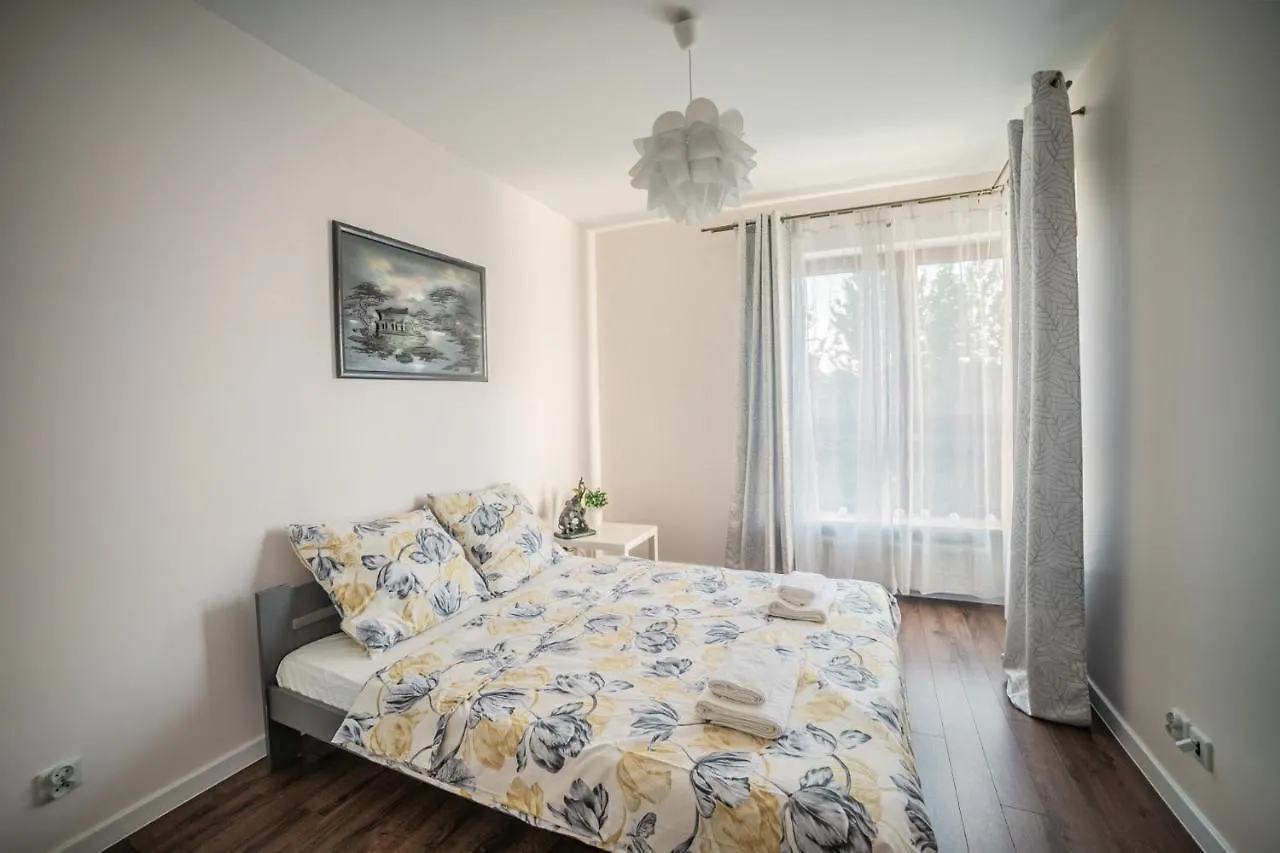 Nullo 3-Bedroom Apartment Kraków